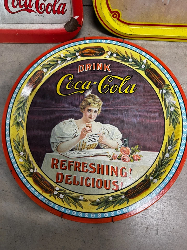 Lot of 3 Coca-Cola Metal Serving Trays – 1909 Hilda Girl, 1976 75th Anniv, Vinta - Image 4 of 4