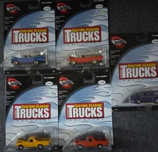 Hot Wheels 2002 Custom Classic Trucks Magazine Series Set of 5