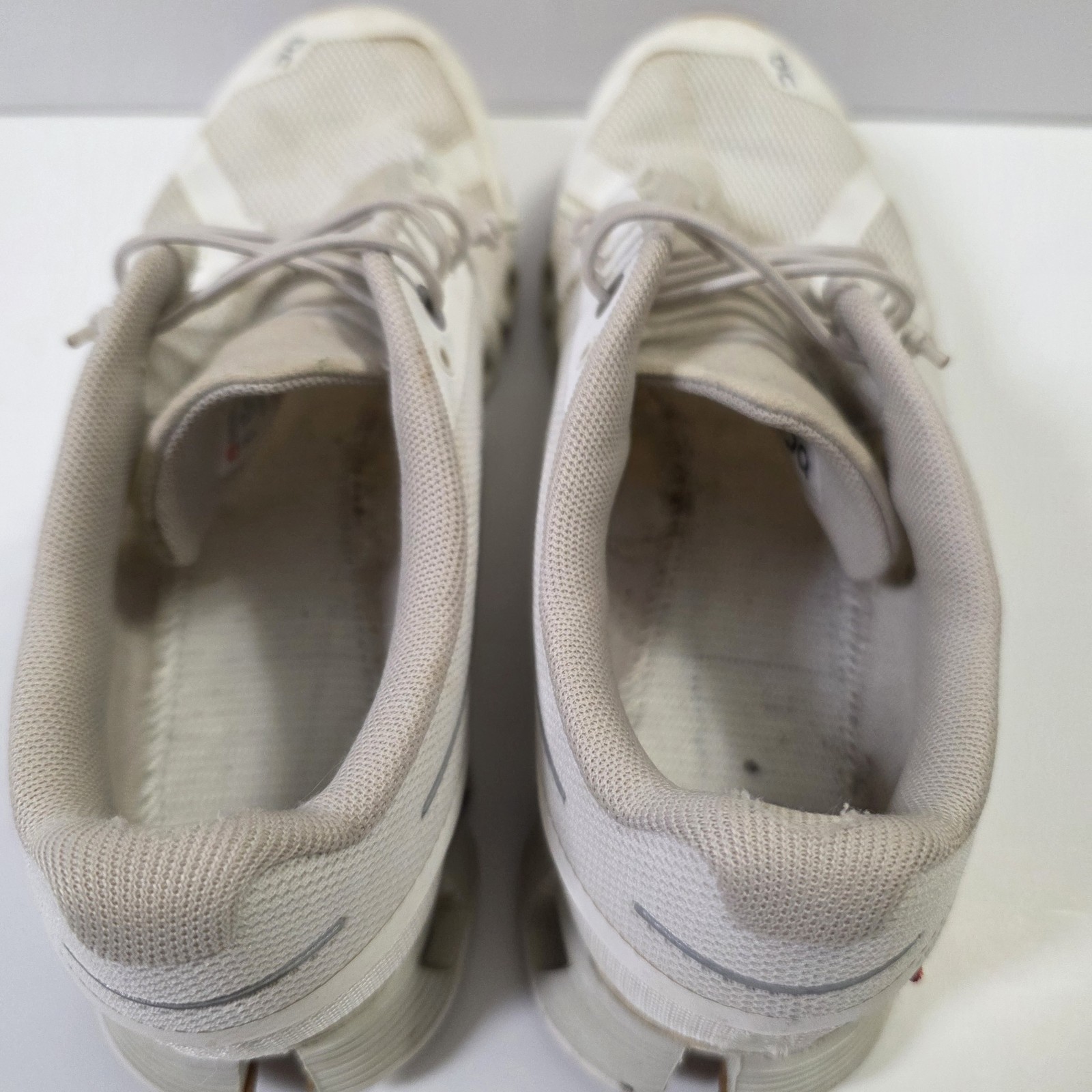 On Cloud Swiss Engineering Cloud 5 White Womens 8… - image 10