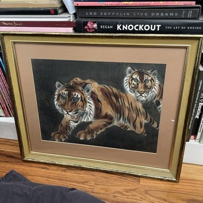 VTG ORIGINAL CROUCHING TIGER CHINESE SILK PAINTING HAND MADE 1 OF A KIND FRAMED