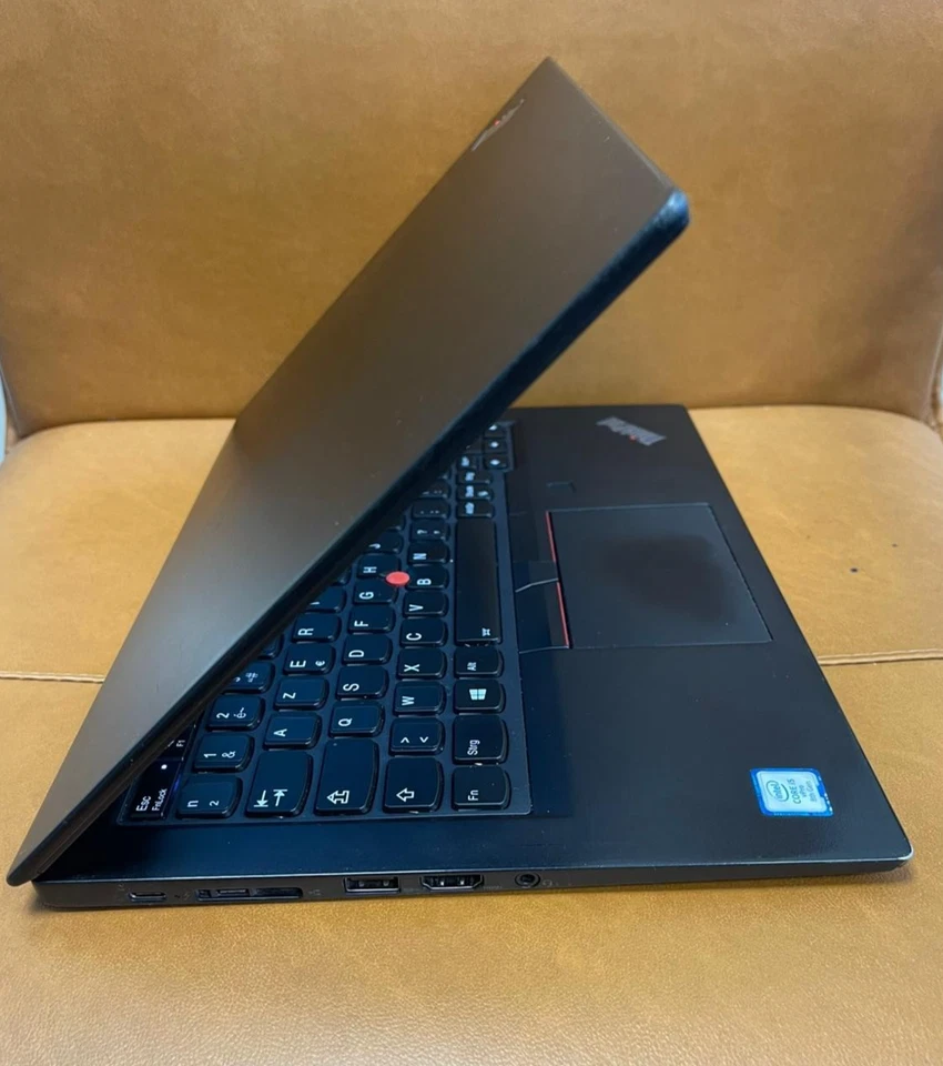 Lenovo ThinkPad X390 · i5-8350U · 8GB · 240GB, photo 4 sur 5