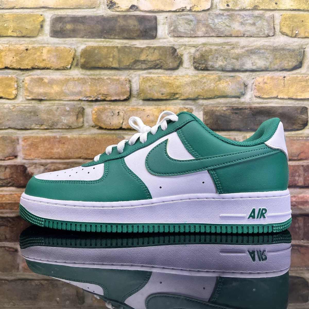 Preços baixos em Nike Air Force 1 '07 White Malachite | eBay