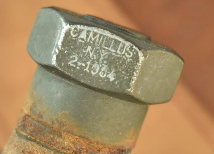 CUCHILLO PILOTO CUERO APILADO VINTAGE CAMILLUS NY HECHO EN EE. UU. 2-1984 USMC (27098 Foto 3 de 4