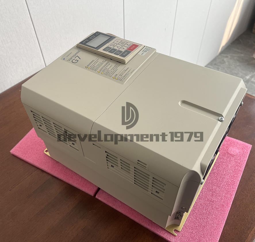 ONE Used CIMR-G7A4011 11KW 380V Inverter #F8