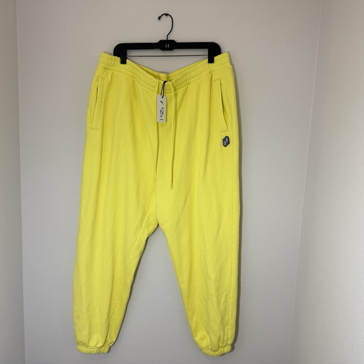 $80 Mens Size XXL Puma Neymar JR Graffiti Print Cuffed Sweatpants