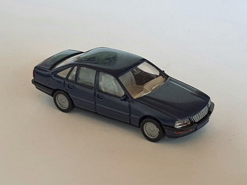 Aussie GMH Opel VN Commodore BLACK 46mm plastic HO 1/87 scale model WIKING 08218 | Zustand: New