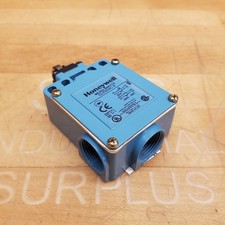 Honeywell GLEB24C-6 Micro Switch, 2NO - 2NC - USED