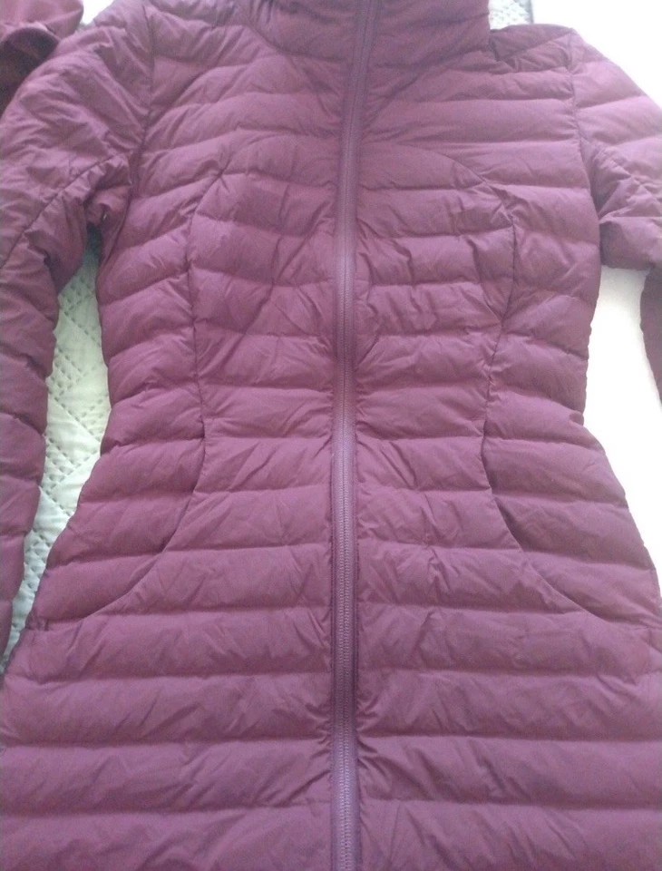 Chaqueta Larga Lululemon Pack It Down Para Mujer Talla 0 XS Rojo Granate Embalable Foto 4 de 4