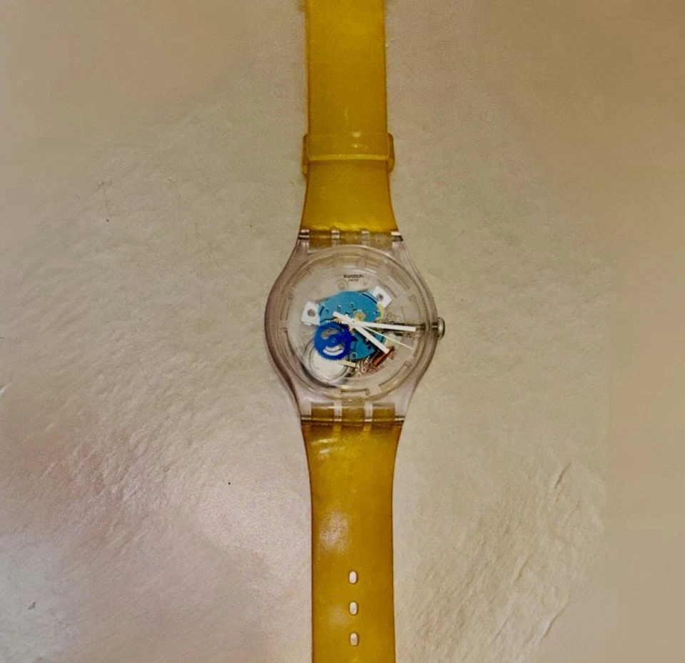 Reloj Swatch Random Ghost Jelly Banda Original - Funciona Batería Nueva Foto 3 de 4