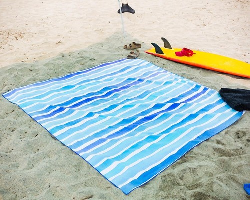 Eco-Friendly Lightweight Beach Towel - 72x72 Inch Microfiber for Active Families - Picture 9 of 10