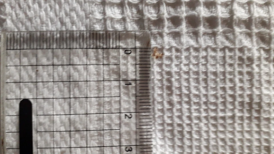 ancien torchon nid abeille joli monogramme brodé point de croix - Photo 3/3