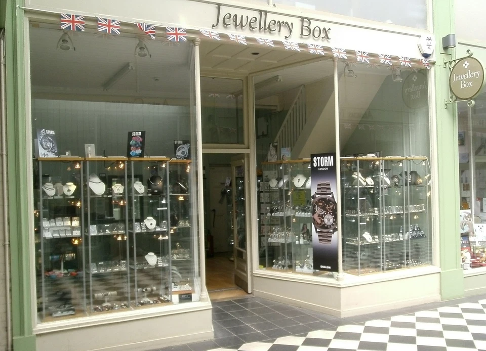 Reloj Storm London Charmella para mujer con cara plateada y 2 años de garantía Storm Foto 4 de 4