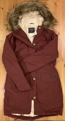 VESTE PARKA FEMME ABERCROMBIE FITCH by Hollister doublée de sherpa neuf avec étiquettes Bourgogne S - Photo 1 sur 2