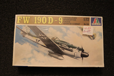 ITALERI 1/72 1128 SECONDA GUERRA MONDIALE Aereo da combattimento