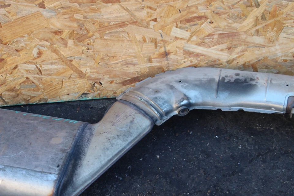 Silenciador de escape trasero diésel sistema de resenador corte N57 OEM BMW F10 535d 2014-2016 Foto 4 de 4