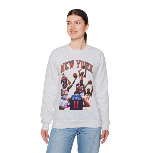 Knicks Unisex Heavy Blend™ Crewneck Sweatshirt - Picture 23 of 45