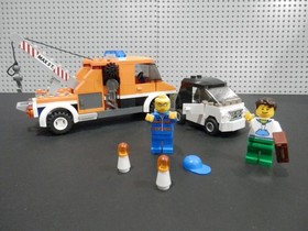 LEGO City Lot Tow Truck 7638 & Small Car 3177 With Instructions