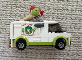 LEGO Batman 7888 Tumbler Joker Ice Cream Surprise Near Complete W/ 2 Minifigs