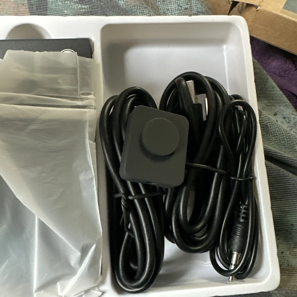 Steetek 2 Port DP USB 3.0 KVM Switch 4K@60Hz, KVM Switch Displayport 2 in 1 - Image 4 of 4