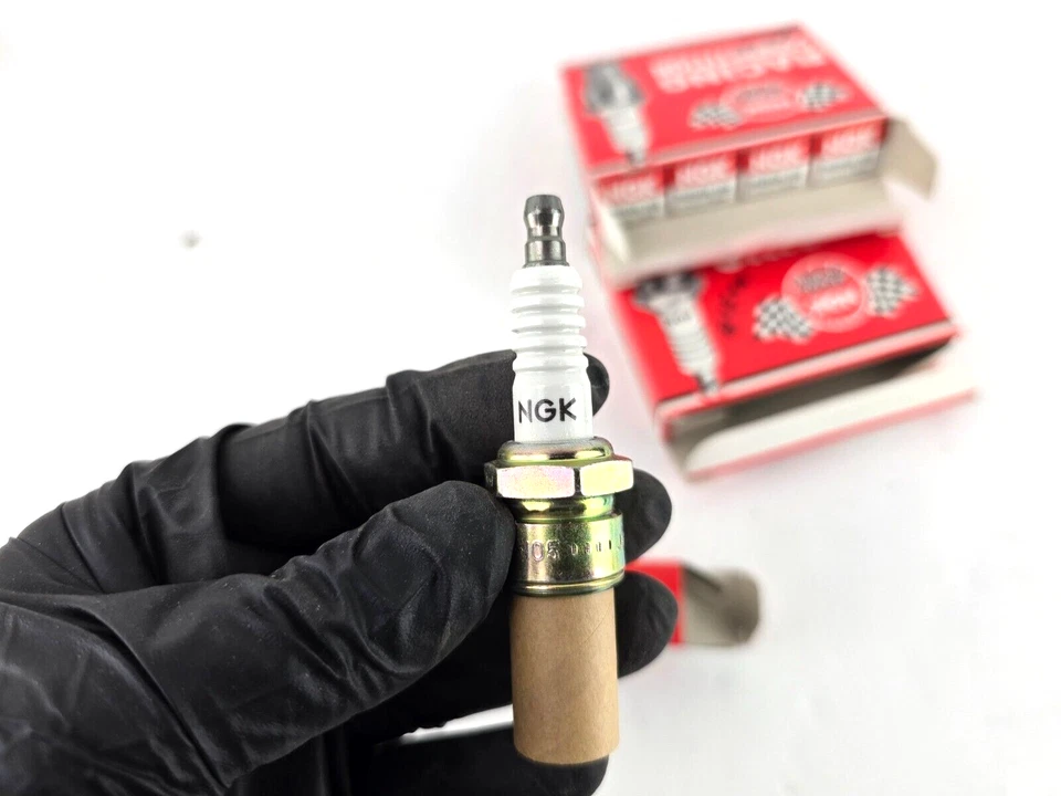 Vela de ignição 5 peças NOS NGK Racing R6254K-105 Kawasaki KX80 KX85 KX1000 - Imagem 3 de 4