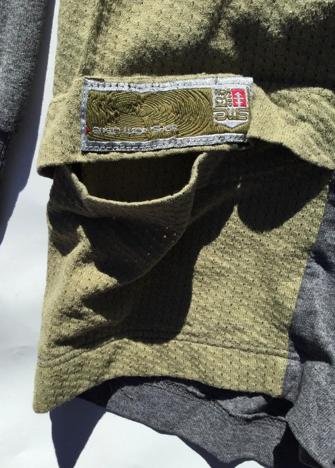 Camiseta manga larga vintage años 90 ALIEN WORKSHOP SKATEBOARDS corte coser Foto 4 de 4