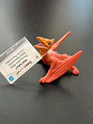 NWT Wild Safari Ltd. 2013 Pteranodon Baby Prehistoric Dinosaur Figurine 301329