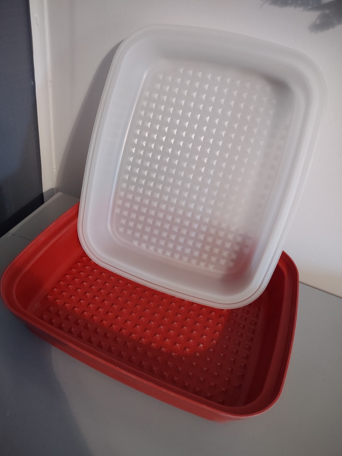 Tupperware Large Marinade Container Magenta/Sheer Meat Marinator 1294