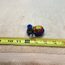 VINTAGE TIN WIND UP LOCOMOTIVE - Hong Kong