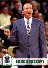 1993-94 NBA Hoops #244 Mike Dunleavy - Milwaukee Bucks 🟣🟢