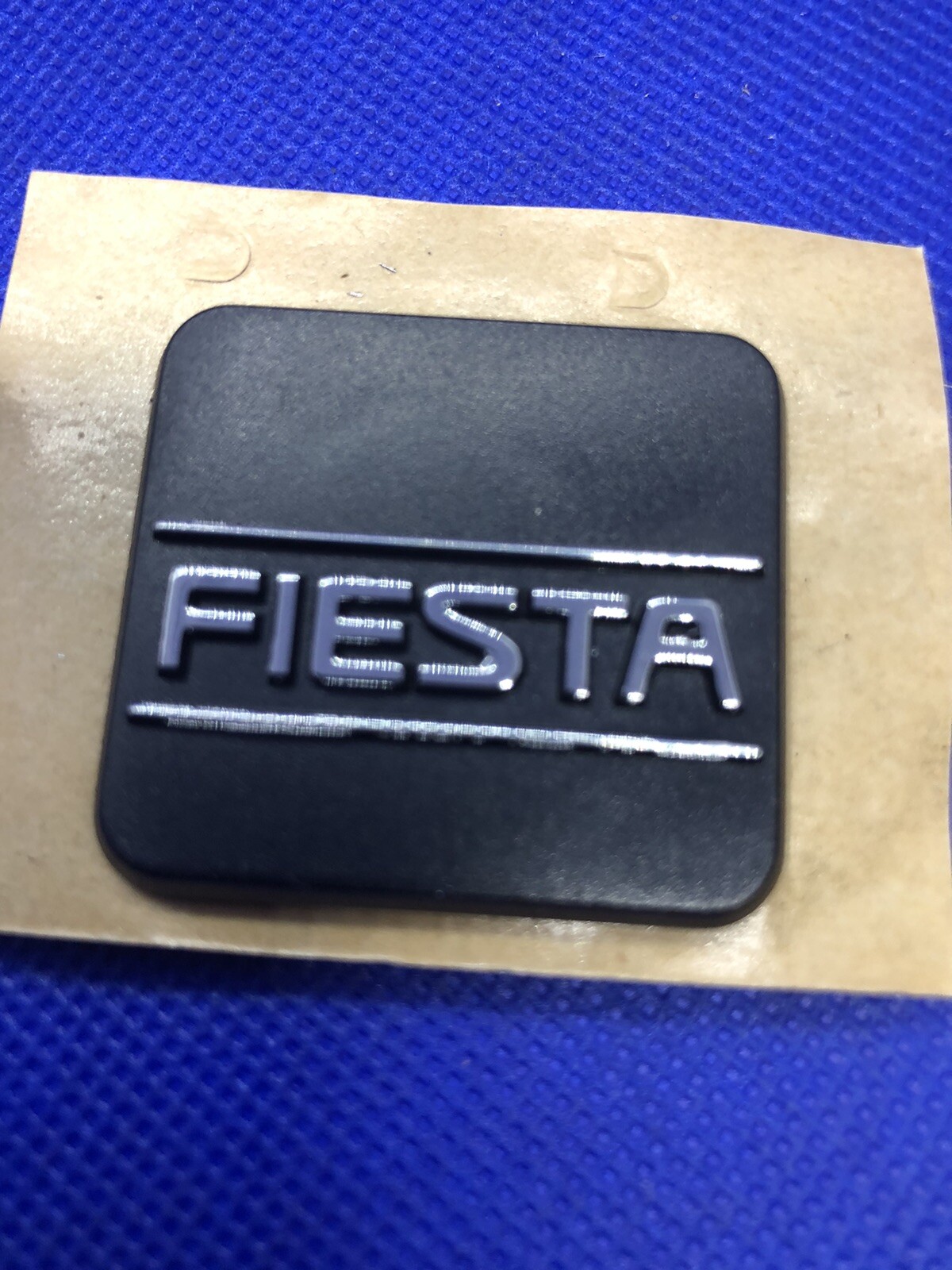 Badge d'Aile Ford Fiesta Mk3 Origine | Logo d'Aile Avant Droite ou Gauche pour Modèle 1989-1996