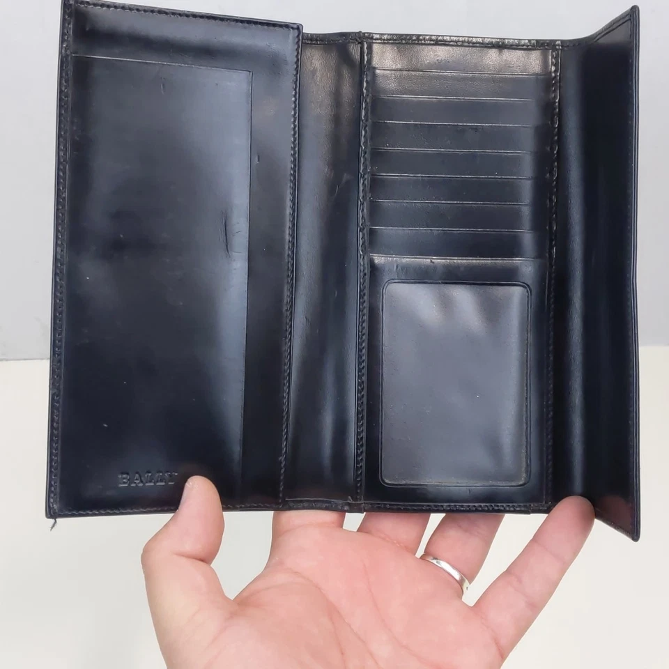 Cartera sin asas organizadora de cuero negra Bally para mujer  Foto 3 de 4