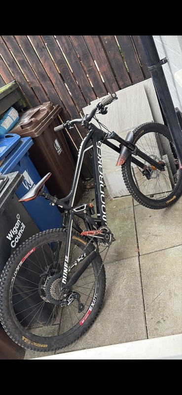 Mondraker Dune RR 27.5in MTB L Full Suspension Hydraulic Disc Black/White