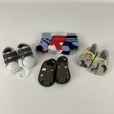Old Navy Baby Boy Shoe Lot Size 0-3mo Casual Sandals Shoes Socks New with Tags