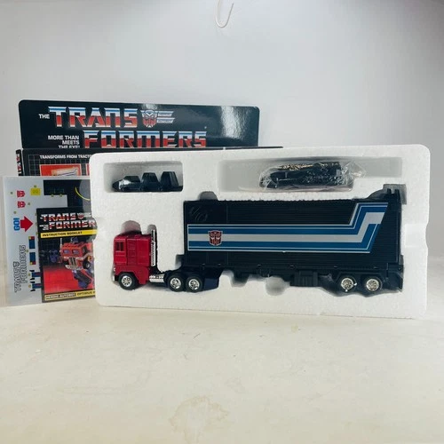 Transformers G1 Optimus Prime Transforming Toy Figure K.O.Version
