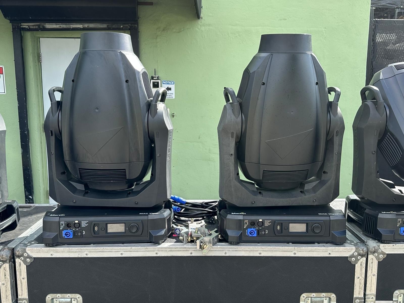 Martin MAC Viper Profile (2 IN A CASE) THS