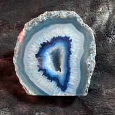 Geode Crystal Stone Display Geode Quartz 3.5 inch