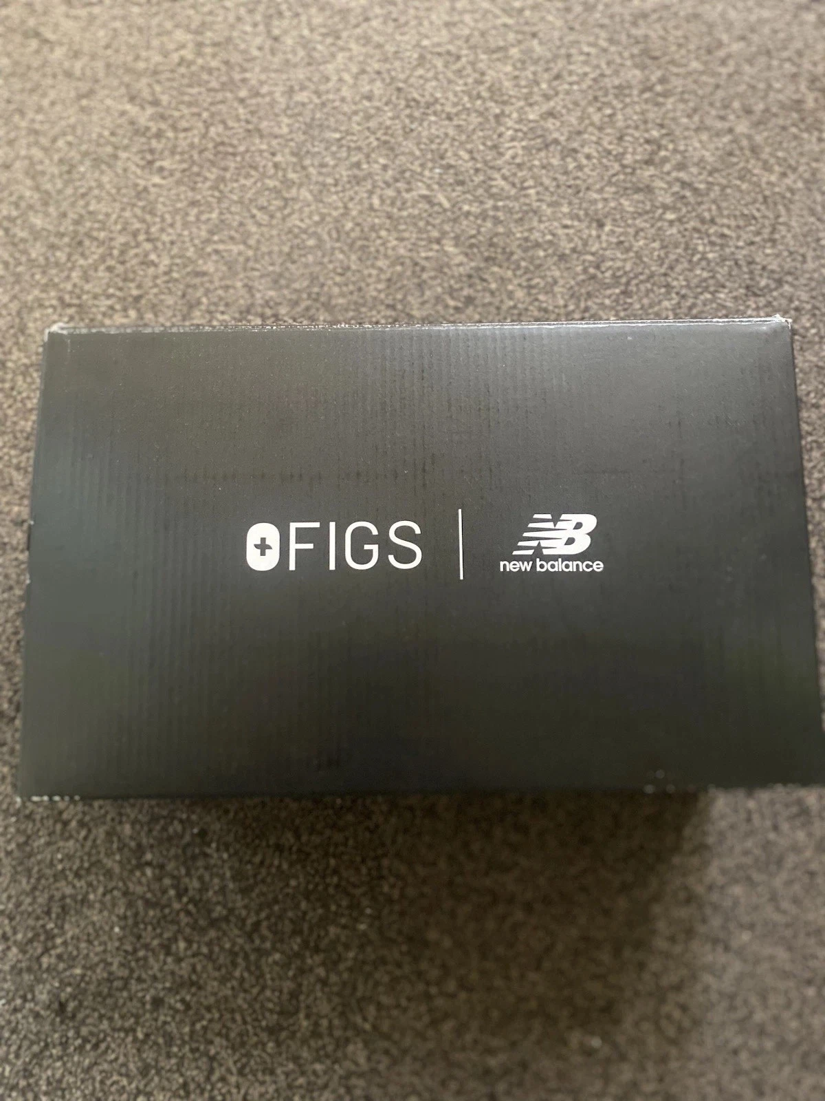 New Balance x Figs 327 Nero Bianco UK 7