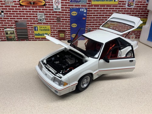 1/18 GMP 1988 Ford Mustang GT white red interior 19001 blemished LPD EXCL #310 - Bild 6 von 19