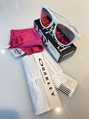 OAKLEY -FROGSKINS POLISHED WHITE/RUBY IRIDIUM OO9013 24-307 OAKLEY -FROGSKINS POLISHED WHITE/RUBY IRIDIUM OO9013 24-307