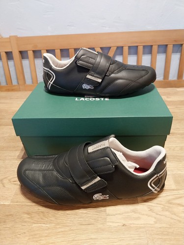 Lacoste Sneaker Schuhe Swerve DY SPM schwarz Gr. 44 NEU mit Etikett ungetragen