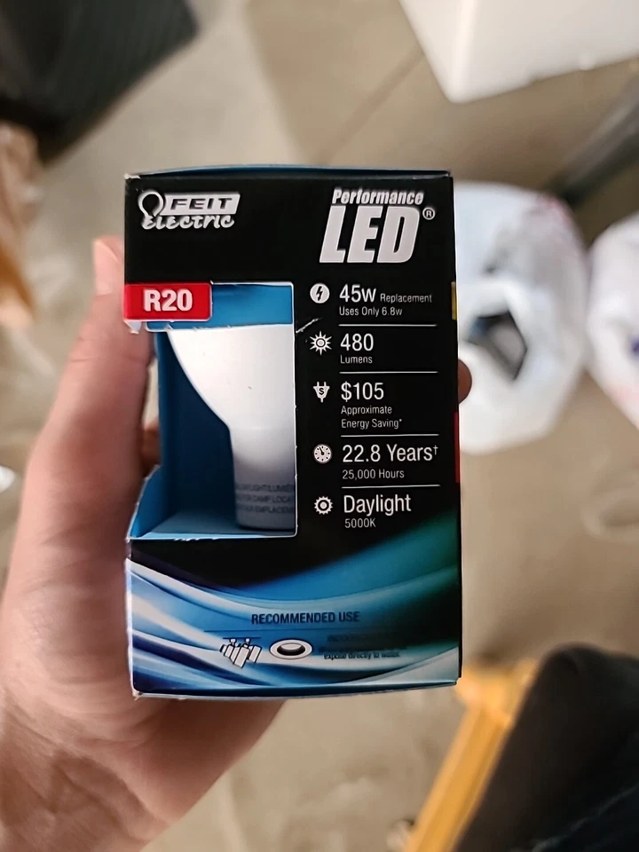 NEW Feit Electric LED Dimmable R 20 Reflector 45 W Replacement Light Bulb - Image 2 of 4