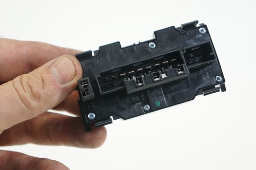 04-2008 chrysler crossfire coupe hazard switch control central door lock esp off - Picture 8 of 12