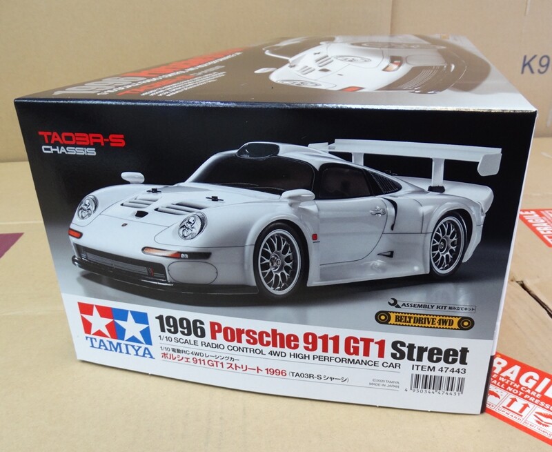 タミヤ 限定生産 ポルシェ911 GT1 ストリート1996 ITEM47443