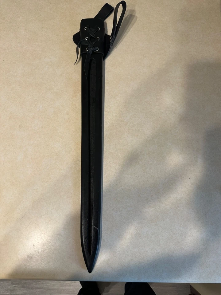 Viking Rune 剑 – 战斗就绪 – 银丝手柄和锤子圆头  — 第 2/4 张图片