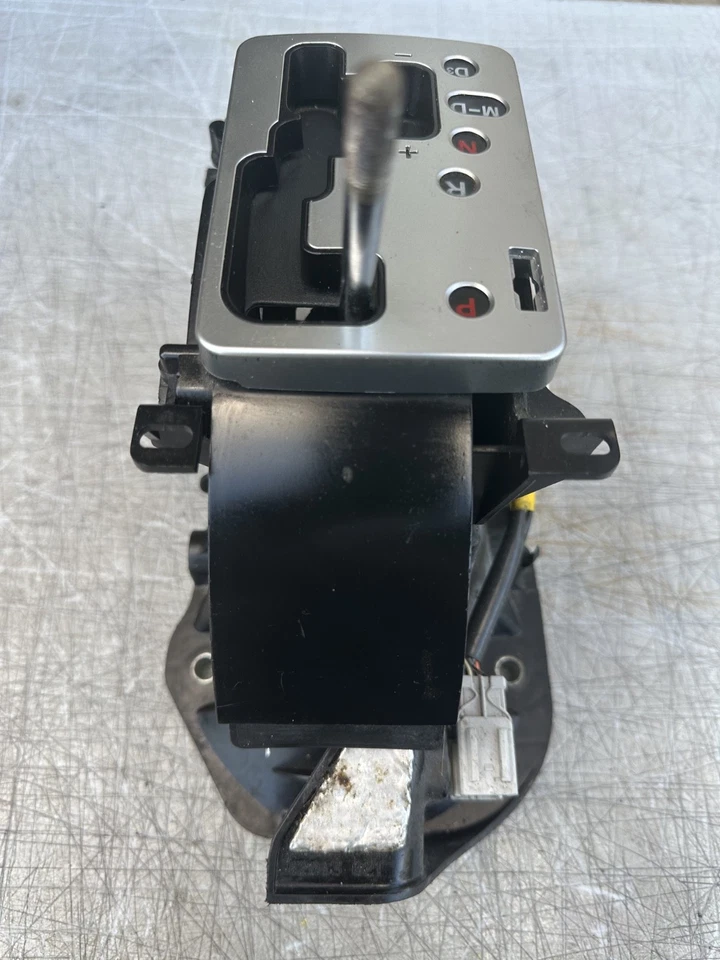 Acura RL 2005 transmisión automática palanca de cambios selector de marchas con moldura OEM Foto 2 de 4