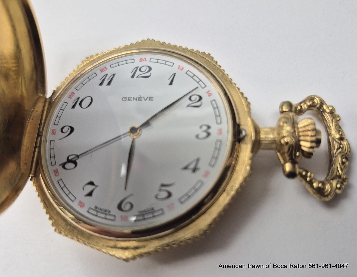 Swiss Made GENEVE 17 Jewels Incabloc Mechanical Wind Up Pocket