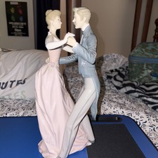 Vintage Lladro "Anniversary Waltz" 1372