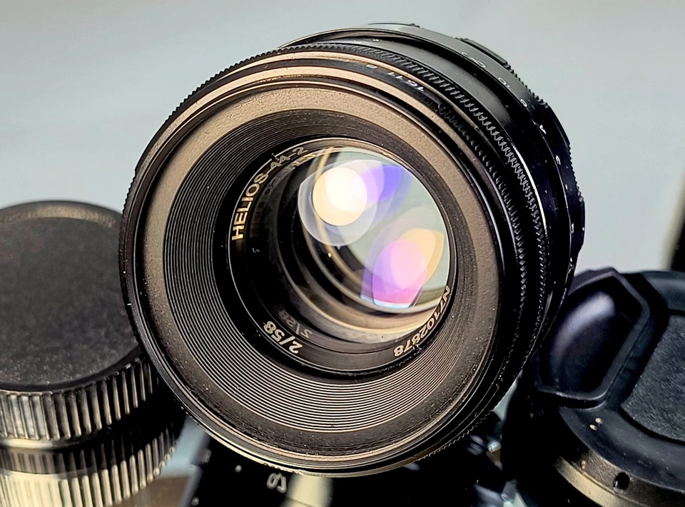 Helios 44-2 58mm f/2 KMZ Soviet Lens , M42 Mount Vintage  manual lens - Image 3 of 4