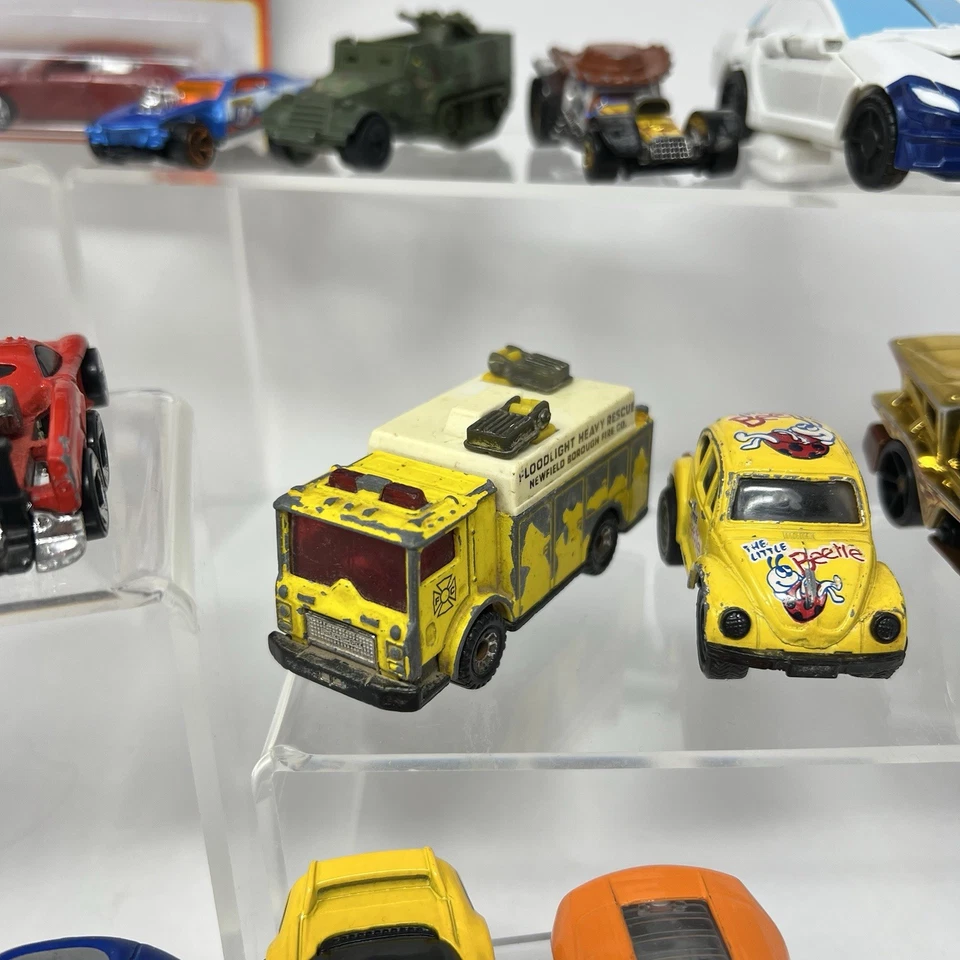 Lote de vehículos Matchbox & Die Cast Cars Hot Wheels Foto 4 de 4