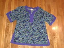 Ladies Koi by Kathy Peterson Violet Blue Green Geometric Scrubs Top Size XL
